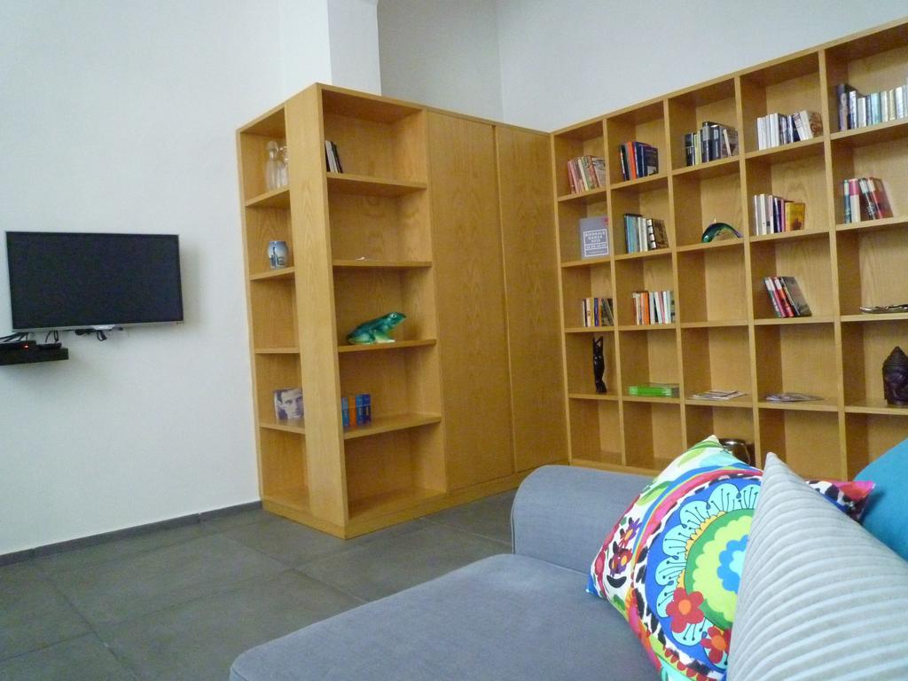 The Frog'S Hideaway Apartment Bologna Ngoại thất bức ảnh